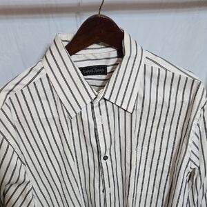 Kenneth Roberts Platinum Men's Black and White Striped Shirt